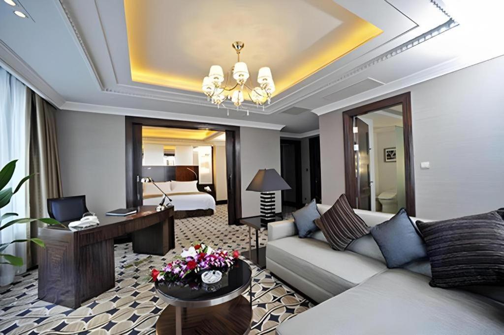 Grand Soluxe Zhongyou Hotel Shanghai Extérieur photo