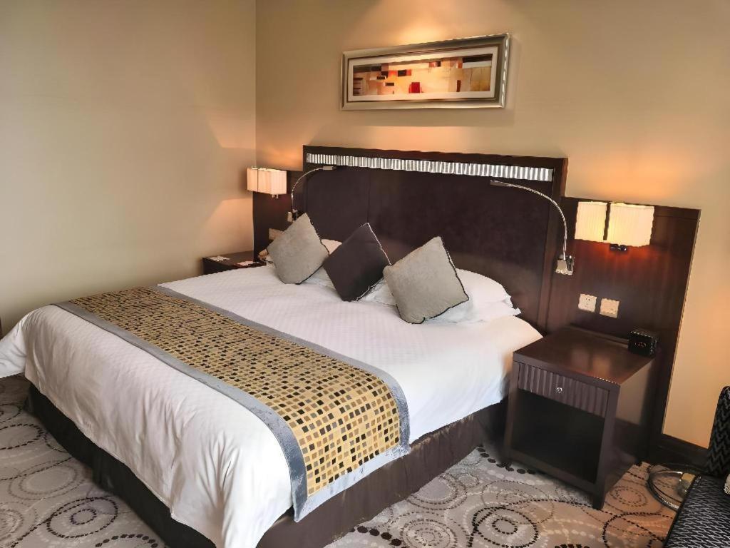 Grand Soluxe Zhongyou Hotel Shanghai Extérieur photo