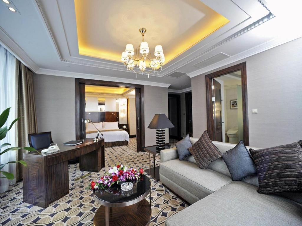 Grand Soluxe Zhongyou Hotel Shanghai Extérieur photo