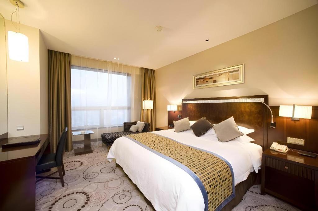 Grand Soluxe Zhongyou Hotel Shanghai Extérieur photo