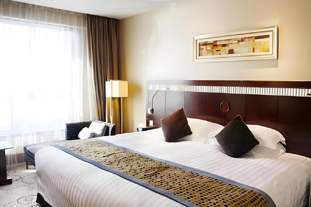 Grand Soluxe Zhongyou Hotel Shanghai Extérieur photo